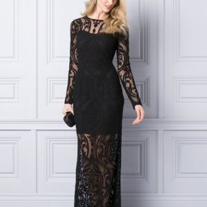 Le chateau dress gown S plus le chateau garment bag.